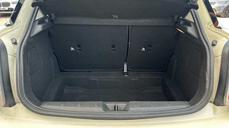 MINI Hatchback 1.5 One Classic II 5dr Petrol Hatchback